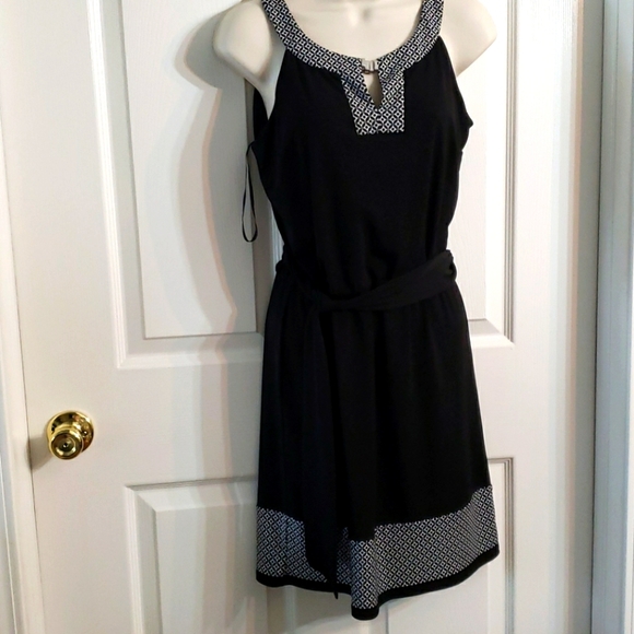 WHITE HOUSE BLACK MARKET DRESS - Picture 1 of 13